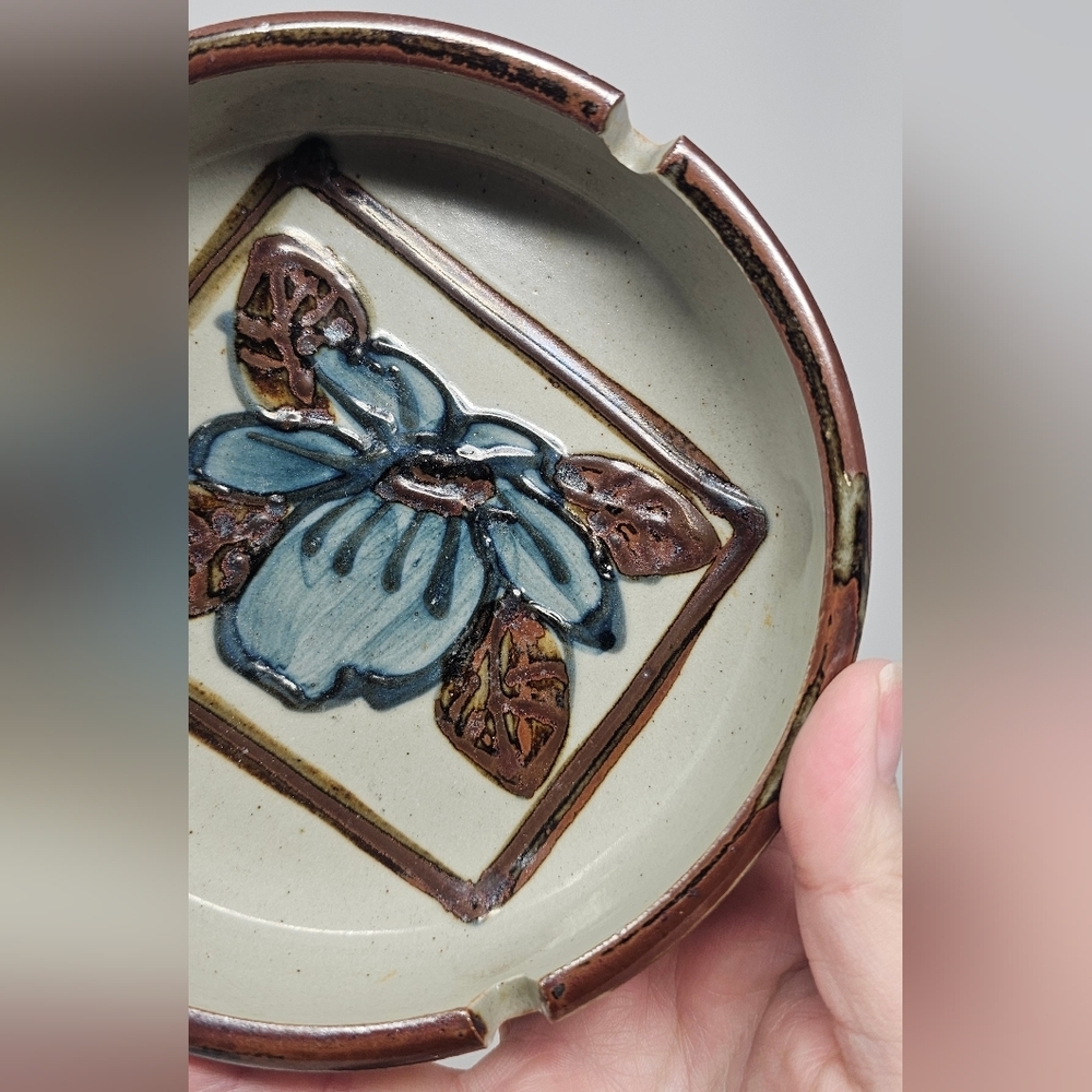 Vintage Hand Crafted Otagiri Original Speckled Stoneware Pottery Floral Ashtray - Picture 4 of 13